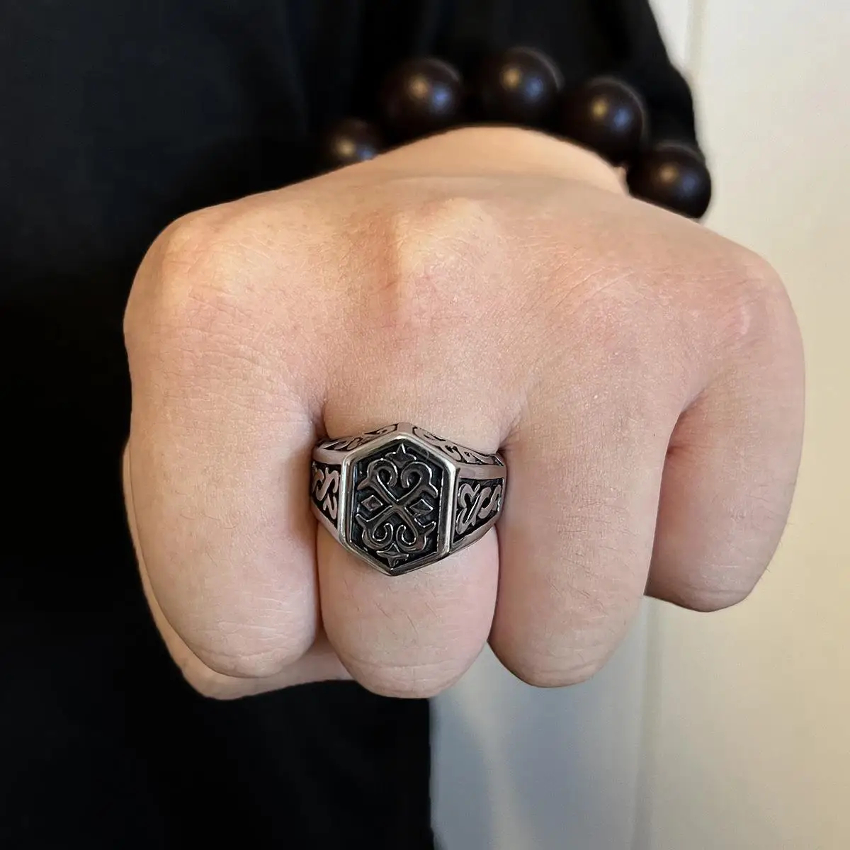 Gothic Pattern Ring